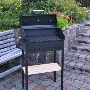 Abas Smokehouse Abas Ar vāku un plauktiem