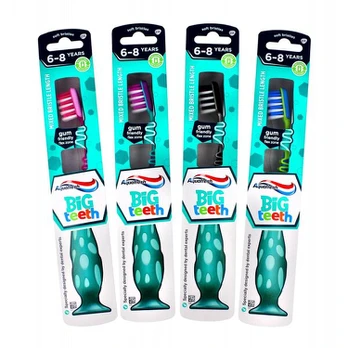 Minkštas dantų šepetėlis vaikams Aquafresh Big Teeth, 1 vnt.