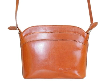 Odinė elegantiška moteriška rankinė per petį