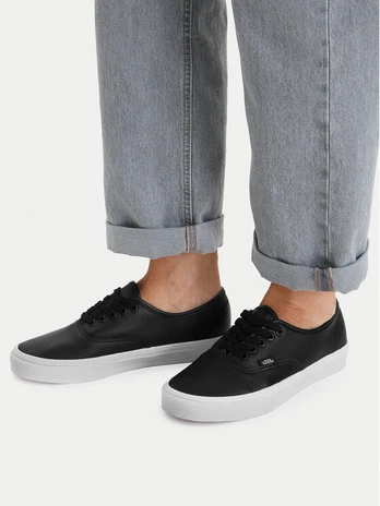 Kedai Vans Authentic VN000EGABPB1 Juoda
