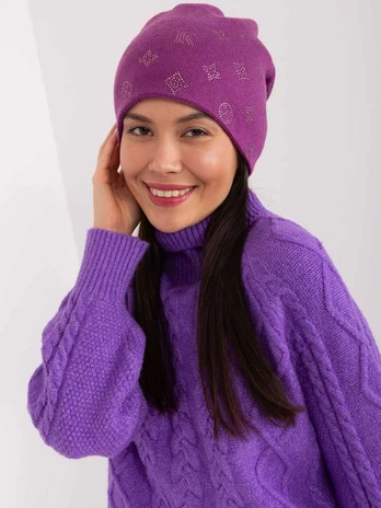 Kepurė violetinės spalvos