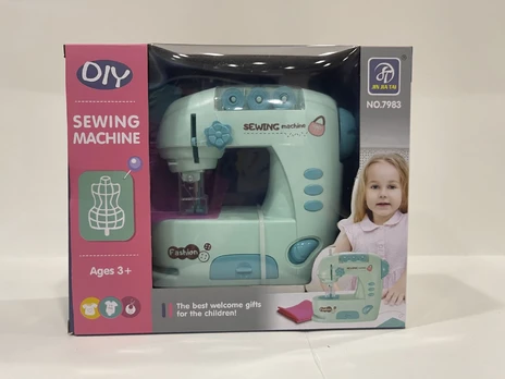 Sewing Machine with Light Function