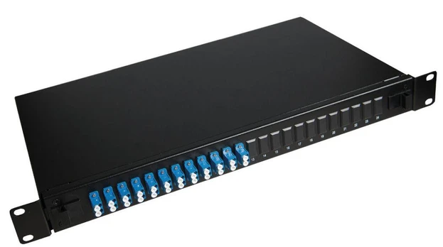 Lanview Fibre patch panel 19'' 1U with 12 x LC duplex