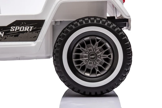 Off Road Vehicle MOUNTAIN White