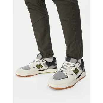 Laisvalaikio batai New Balance UN1010B Balta