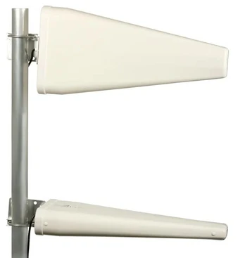 3G/4G/LTE MIMO antenų komplektas (2 vnt., 9.5–10dBi, 5m kabelis)