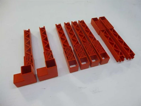 Berg Large Trailer - Raudona poles