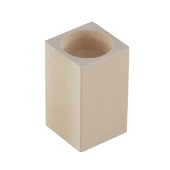 Medinė žvakidė 6x5x5 cm. 1 vnt.