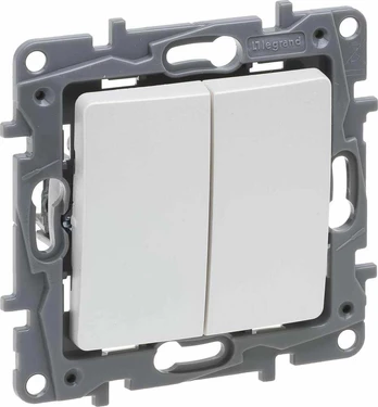 Legrand Niloe Selection dvigubas laiptų jungiklis 10AX perlas 762402