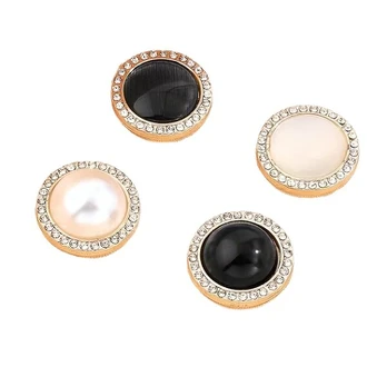 Magnetinės sagos, 4pcs Diamond-encrusted Shell Pearls