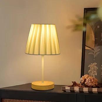 stalinė LED lempa