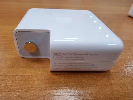 Įkroviklis Apple 96W USB-C Power Adapter A2166