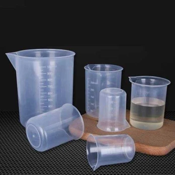 Plastikinis puodelis su matavimo puodeliu 100ml - virtuvės matavimo puodelis