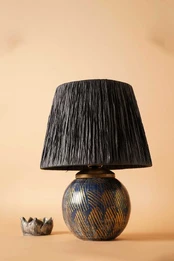 Stalo lempa YL529 kaina