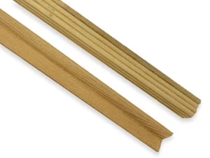 Apdailos kampas, pušies, 1.5 m x 20 mm