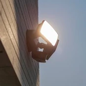 LED jutiklinis lauko sieninis prožektorius „CHIMERA“, juodos spalvos, 2