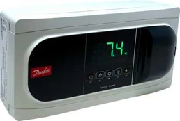 Danfoss AK-RC205C - Koldrumsstyreenhed, 5 temperatur relæer, 230 V, 50 Hz