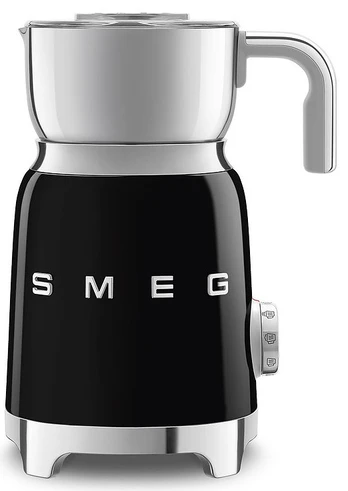 Pieno putų plakiklis Smeg MFF11BLEU