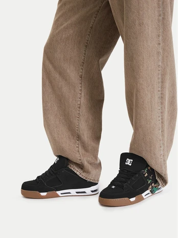 DC Shoes Laisvalaikio batai EO-COMMAND DC02220007 Juoda