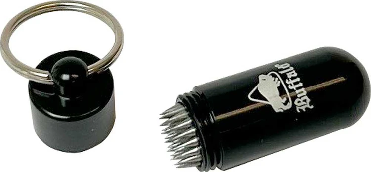 Buffalo tip puncher keychain juodas