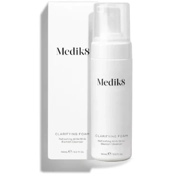 Medik8 Clarifying Foam Refreshing Blemish Cleanser valomosios veido putos, 150 ml