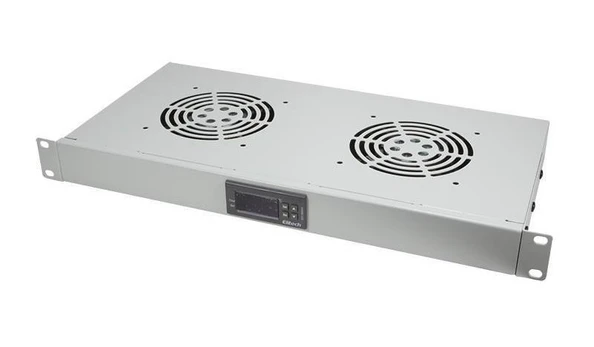 Ventilatorių 19\" blokas 1U pakabinamai spintai