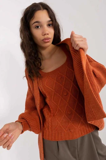 Megztinis Badu