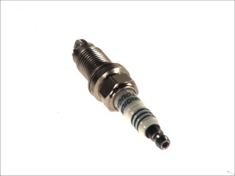 DENSO VKA20 Spark plug