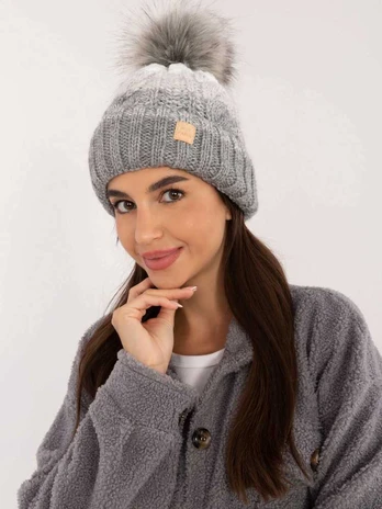 Pilka kepurė