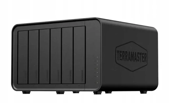 Serveris TERRAMASTER F6-424 NAS File Server with Intel Celeron N95, 8 GB RAM, 6 bays