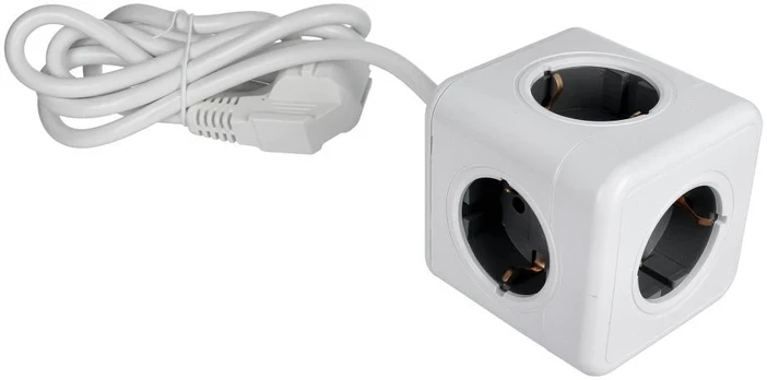 Oem Power strip cube 5 sockets max 3680W with 1,4m power cable E03 baltas