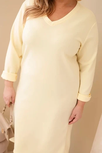 Moteriška Plus Size suknelė su V formos iškirpte, geltonos spalvos