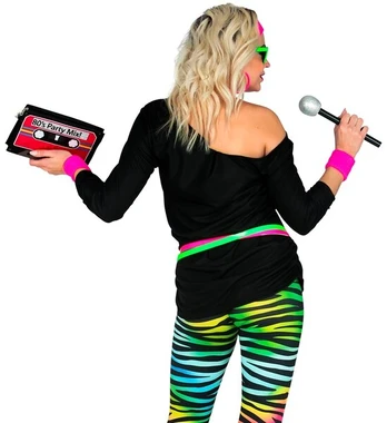 THE 80s FASHION (T-shirt)