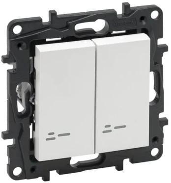 2 klavišų perjungiklis Legrand Niloe Step 863118 (baltas, LED indikacija)