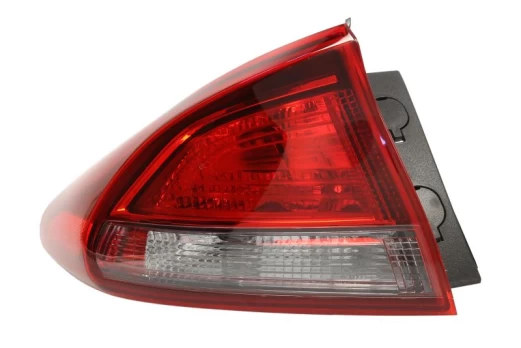 TYC TYC 11-15148-05-2 Rear light