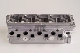 AMC AMC908825 Cylinder head