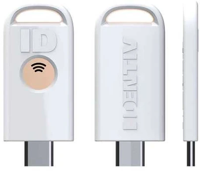 Identiv uTrust FIDO2 NFC Security Key USB-C