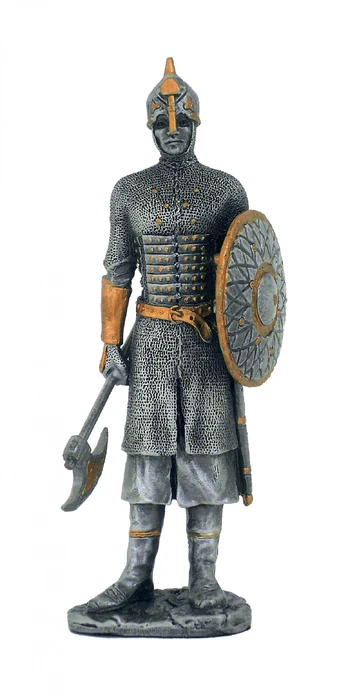 Statulėlė PRŪSŲ karys. Aukštis 11cm.