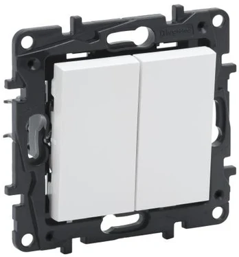 2 kl. mygtukas Niloe Step Legrand 863112