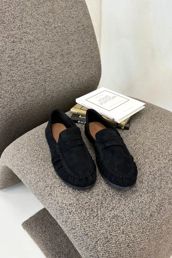Juodi zomšos imitacijos mokasinai Step in style