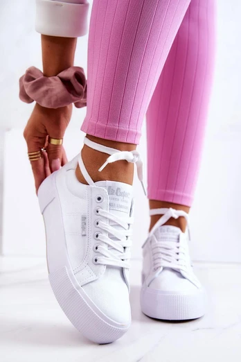 Balti sportbačiai Lee Cooper