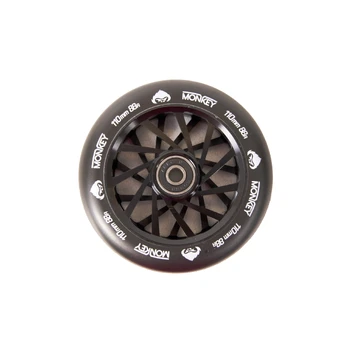 Triukinio paspirtuko ratukas Monkey double spokes black on black 110mm