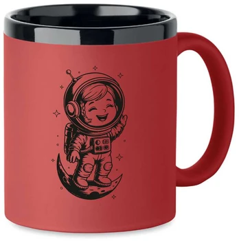 Graviruotas puodelis "She is an astronaut"