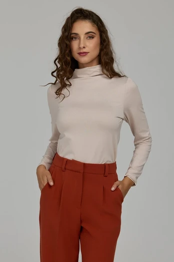 Palaidinė su low turtleneck Nife