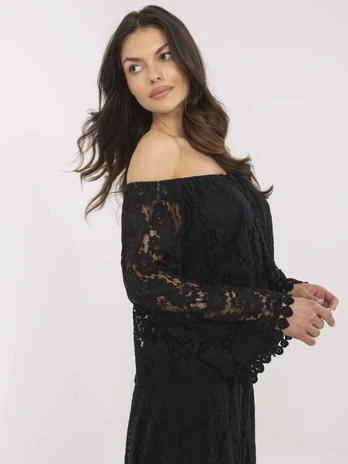 Palaidinė juoda elegantiška ilgarankovė