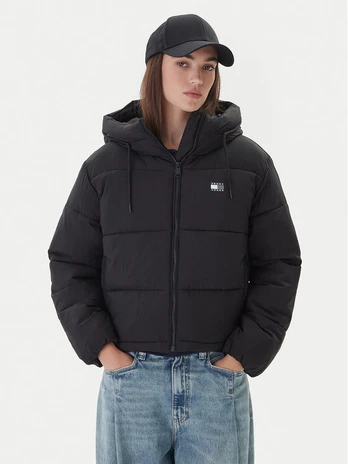 Tommy Jeans Žieminė striukė DW0DW21625 Juoda Regular Fit