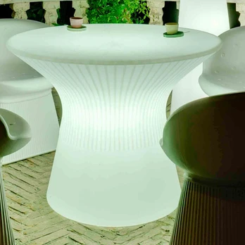 "Newgarden Capri" LED stalas, aukštis 73 cm