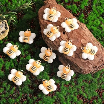 Papuošalų rinkinys, 12 White Bees