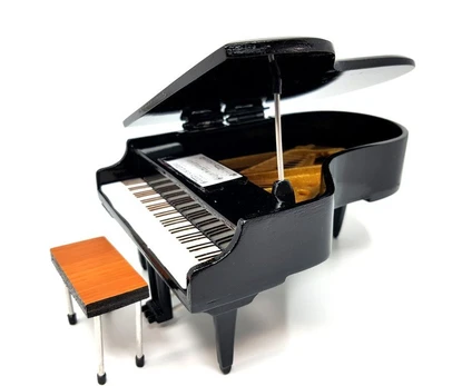 Mini pianinas MIN-0139. Mastelis 1:10