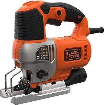 Decker pjūklas 650 W
